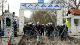 BBC Araştırması: Yunanistan, G&ouml;&ccedil;menleri T&uuml;rkiye'ye Geri İtmek İ&ccedil;in Yine G&ouml;&ccedil;menleri Kullanıyor