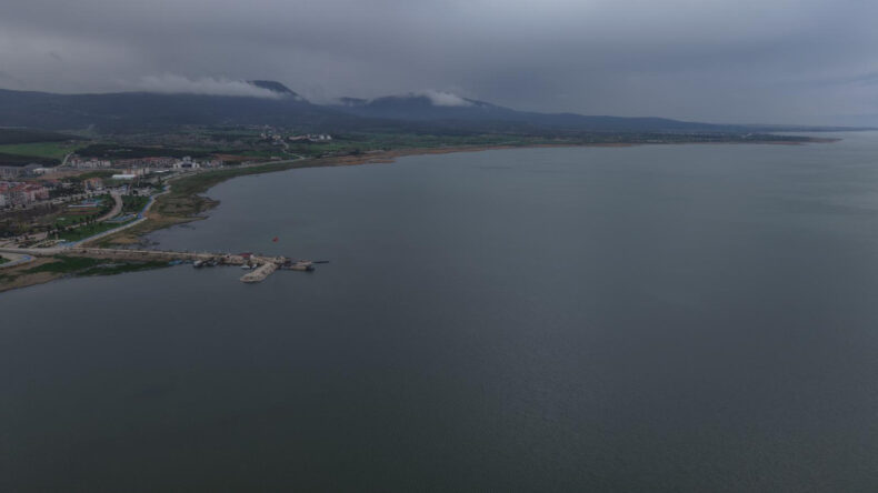 Beyşehir G&ouml;l&uuml; kaybettiği suyu kazanıyor