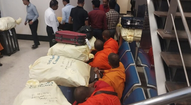 Budist Rahipler, 157 Milyon TL'lik Uyuşturucuyla Yakalandı