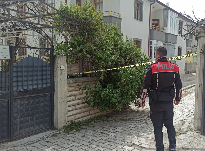 AFAD ekipleri bölgedeki incelemelerde