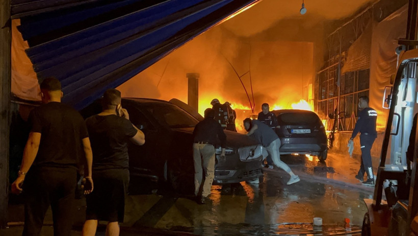 Antalya'da yangın anı