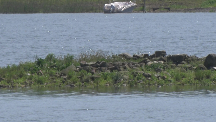Sapanca Gölü'ndeki gizemli ada görüntüsü