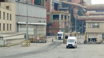 &Ccedil;elik Fabrikasında Facia: 10 Metreden &Ouml;l&uuml;me D&uuml;şt&uuml;ler