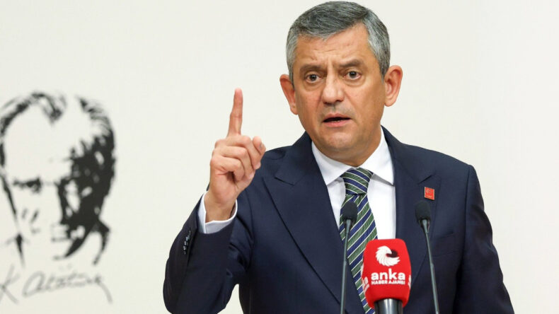 CHP, &Ouml;zg&uuml;r &Ouml;zel'in aracının dekontlarını paylaştı