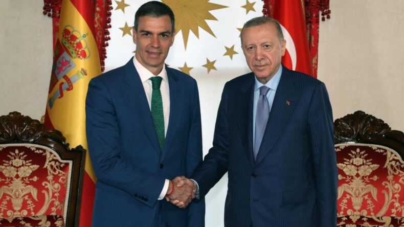 Cumhurbaşkanı Erdoğan, İspanya Başbakanı Pedro Sanchez'le g&ouml;r&uuml;şt&uuml;