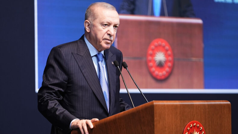 Cumhurbaşkanı Erdoğan'dan &Ccedil;anakkale Kara Savaşları'nın 111. yıl d&ouml;n&uuml;m&uuml; paylaşımı