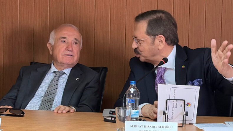 Cumhurbaşkanlığı YİK &Uuml;yesi Cemil &Ccedil;i&ccedil;ek: Hatalı Eğitim Politikasının Sonu&ccedil;ları