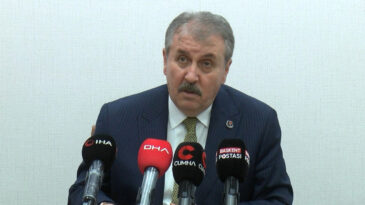 Destici'den CHP'ye se&ccedil;im yanıtı: T&uuml;rkiye yarı savaş halinde