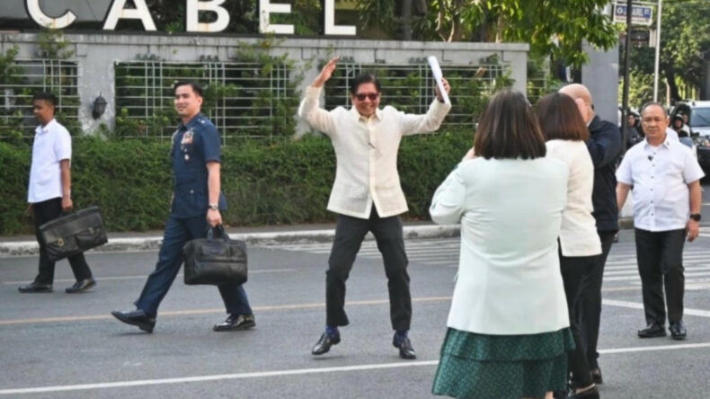 Devlet Başkanı, sağlık sorunu iddialarına karşı sokakta spor yaptı