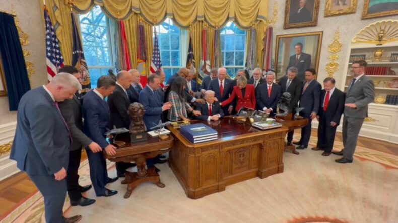 Dini Danışmanı Trump'ı Hz. İsa'ya Benzetti