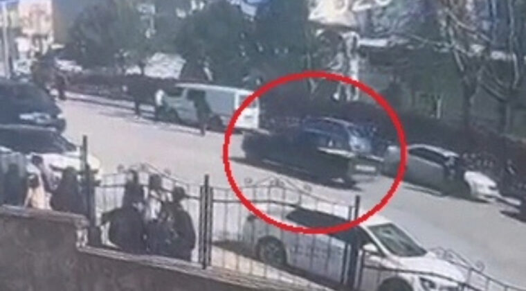 Drift atarken yayaya &ccedil;arpan ehliyetsiz s&uuml;r&uuml;c&uuml;ye 226 bin TL ceza