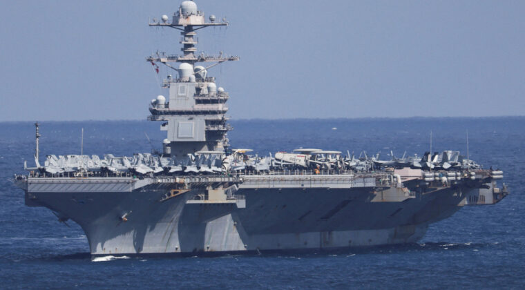 D&uuml;nyanın en b&uuml;y&uuml;k savaş gemisi evine d&ouml;n&uuml;yor