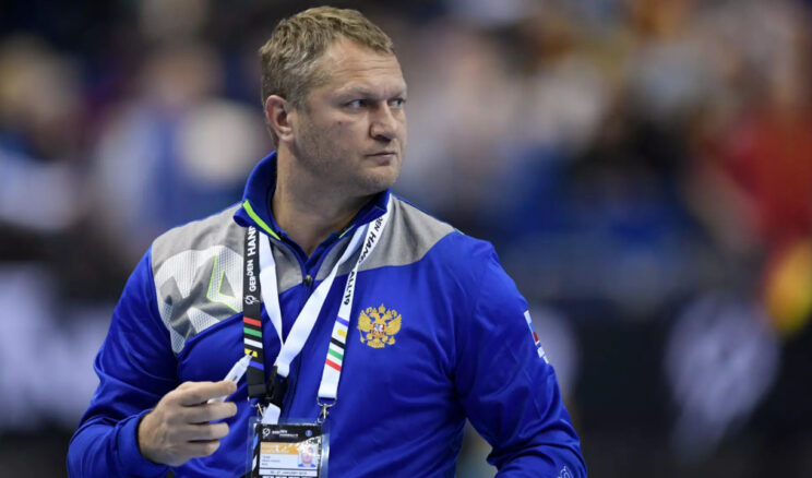 Efsane Rus sporcu otelde &ouml;l&uuml; bulundu