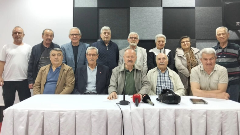 Emekliler iktidara seslendi: Sadaka değil, &ouml;dediğimiz primin karşılığını istiyoruz