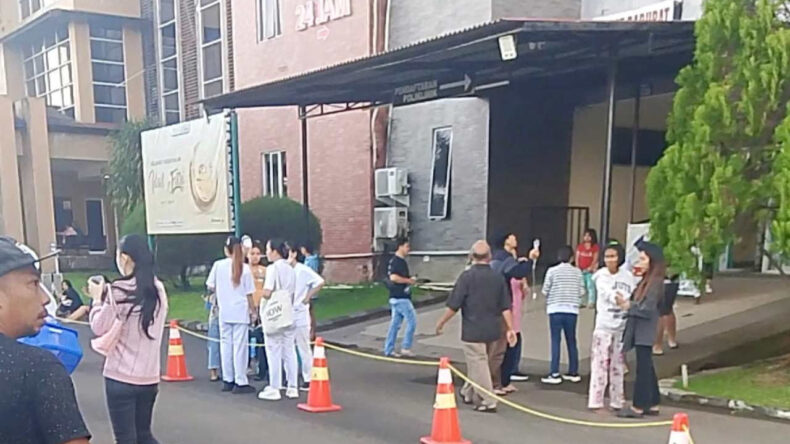 Endonezya&rsquo;da 7.4 B&uuml;y&uuml;kl&uuml;ğ&uuml;nde Deprem