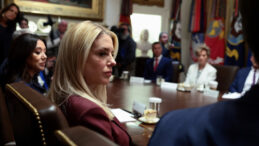 Epstein dosyası dolayısıyla adalet bakanının koltuğu sallantıda