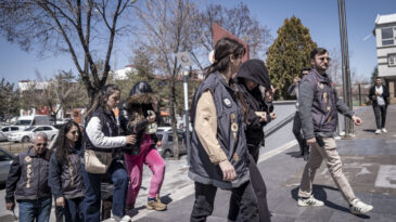 Erzurum&rsquo;da Masaj Salonlarına Fuhuş Operasyonu: 23 Kadın Kurtarıldı