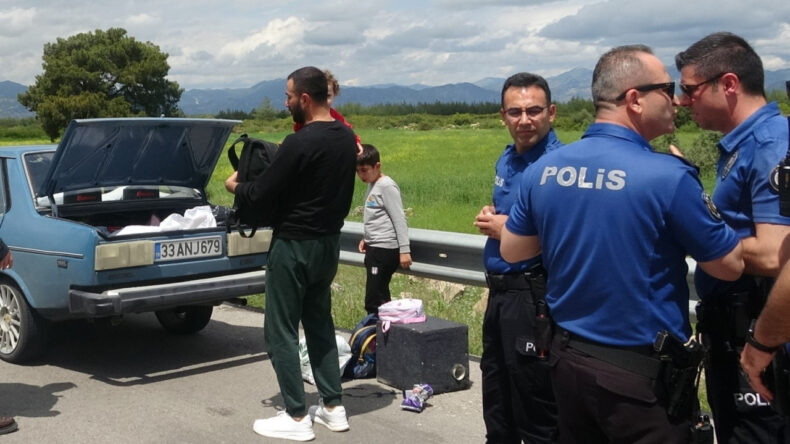 Eşini &Ouml;ld&uuml;r&uuml;p &Ccedil;ocuklarıyla Ka&ccedil;tı: 20 Kilometrelik Takipte Yakalandı