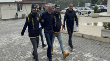 Eşini sokak ortasında katletmişti: Cezası belli oldu