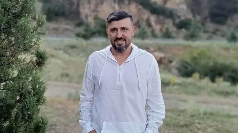 Eski eşinin sevgilisini &ouml;ld&uuml;rd&uuml;