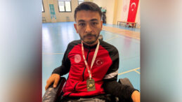 Evden &ccedil;ıkmayan Y&uuml;cel&rsquo;in hayatı değişti: T&uuml;rkiye şampiyonu oldu