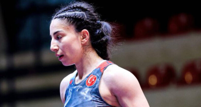 Evin Demirhan Yavuz finalde kaybetti, g&uuml;m&uuml;şte kaldı