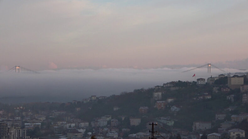 Fatih Sultan Mehmet Köprüsü Sisten Görünmedi