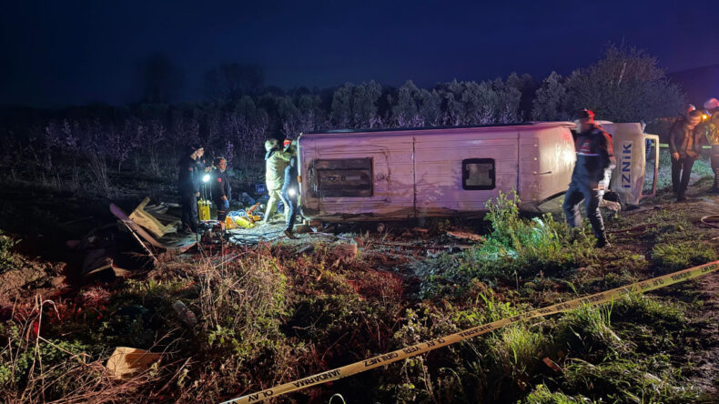 Feci Kazada 1 Kişi Hayatını Kaybetti, 12 Kişi Yaralandı