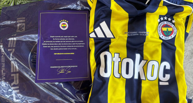 Fenerbah&ccedil;e'den Derbi &Ouml;ncesi Taraftarına Forma S&uuml;rprizi