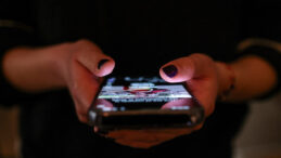 Gabon, sosyal medyaya kimlikle girecek