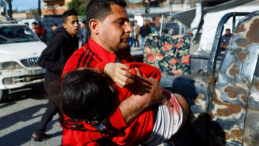 Gazze'de DS&Ouml; personeli &ouml;ld&uuml;r&uuml;ld&uuml;, tıbbi tahliyeler askıya alındı