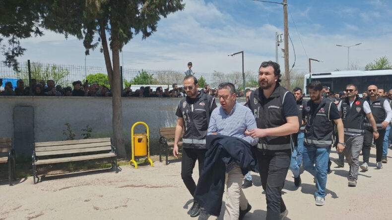 Halfeti Belediyesi Operasyonunda 46 Ş&uuml;pheli Adliyeye Sevk Edildi