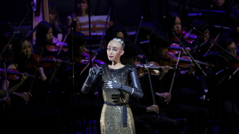 Humanoid Sophia Konser Verdi