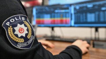 İ&ccedil;işleri Bakanlığı: Bin 400'den fazla banka hesabına el konuldu