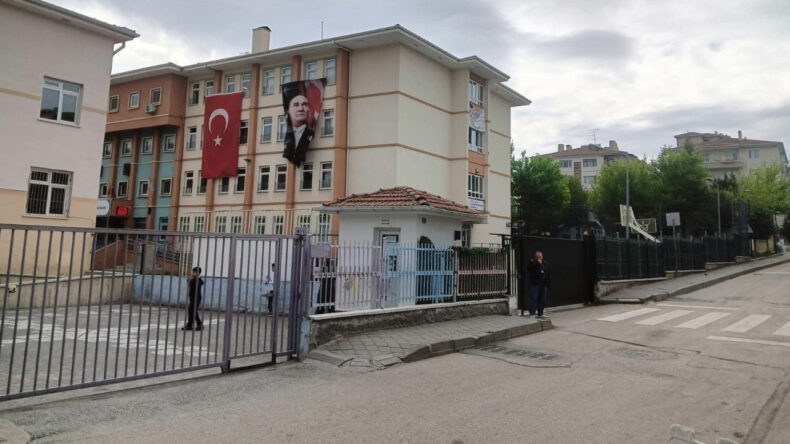 İddia: Ankara'da 5. sınıf &ouml;ğrencisi okula tabanca getirdi