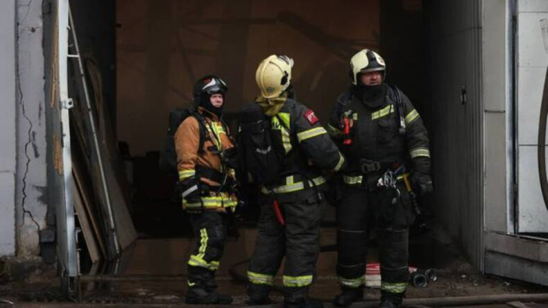 İHA Saldırısında Apartman &Ccedil;&ouml;kt&uuml;