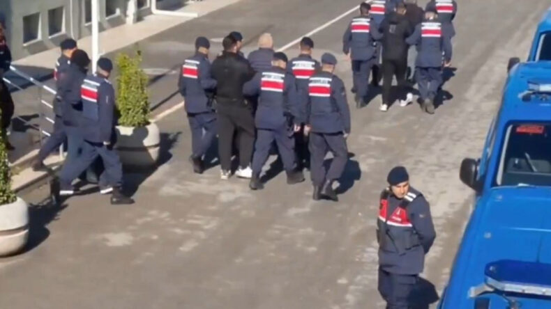 İki ilde tefecilik operasyonu: 25 tutuklama