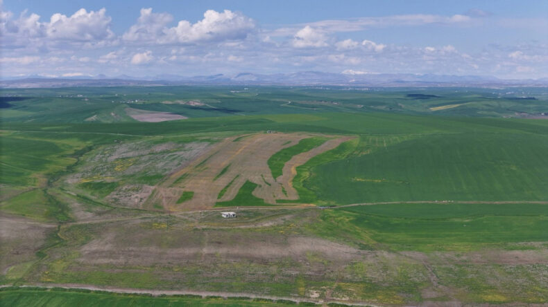 İla&ccedil;la kurutuyorlar: Bin d&ouml;n&uuml;m arazi onların korkusundan ekilmiyor