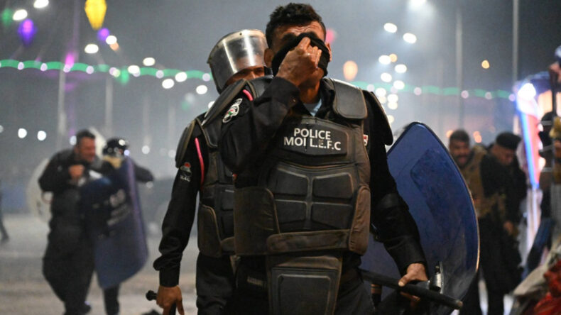 Iraklı Protestocular, Basra’daki Kuveyt Başkonsolosluğu'nu Bastı