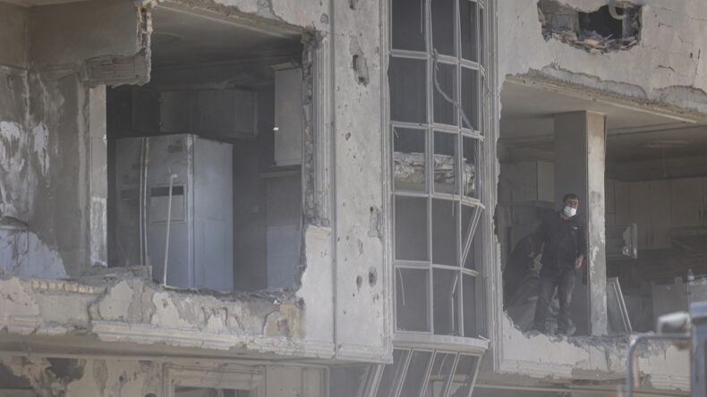 İran: ABD-İsrail Saldırıları Sonucu 24 Sağlık &Ccedil;alışanı Hayatını Kaybetti