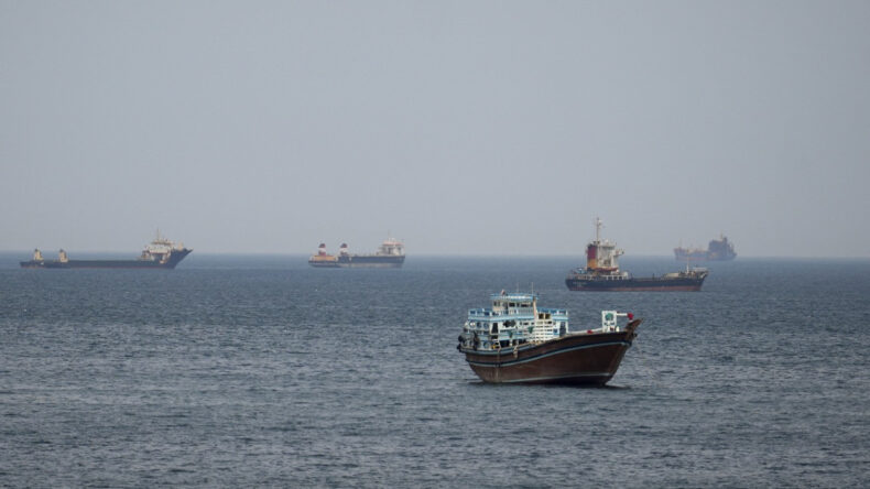 İran: Ablukaya rağmen İran&rsquo;a ait gemi Umman Denizi&rsquo;ni ge&ccedil;erek &uuml;lkeye ulaştı