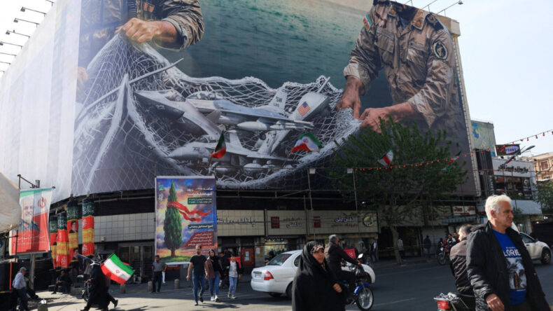 İran hava sahasının bir b&ouml;l&uuml;m&uuml;n&uuml; u&ccedil;uşa a&ccedil;tı