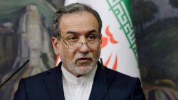 İran: H&uuml;rm&uuml;z Boğazı İki Hafta Boyunca A&ccedil;ık Olacak