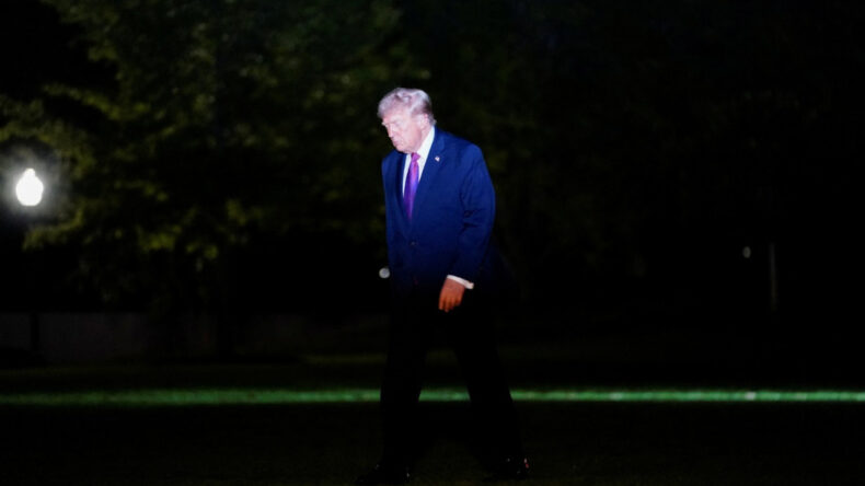 İran savaşından Papa'yla kavgaya… ABD'lilerin &ccedil;oğu Trump'tan rahatsız