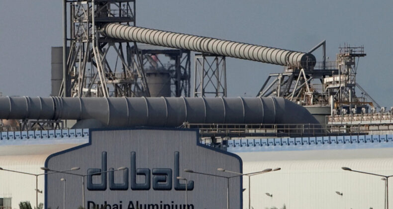 İran'ın vurduğu şirket teslimatları askıya aldı