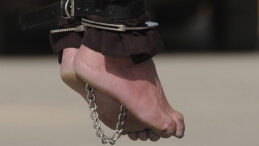 İran'da protestolara katılan bir kişi idam edildi