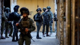 İsrail, Filistin m&uuml;lteci kampında binayı havaya u&ccedil;urdu