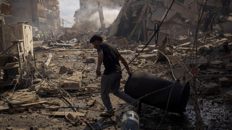 İsrail: Lübnan'a Saldırılar Sürecek