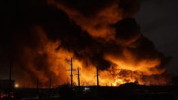 İsrail ordusu: İran'ın petrol rafinerisine saldırı d&uuml;zenlemedik