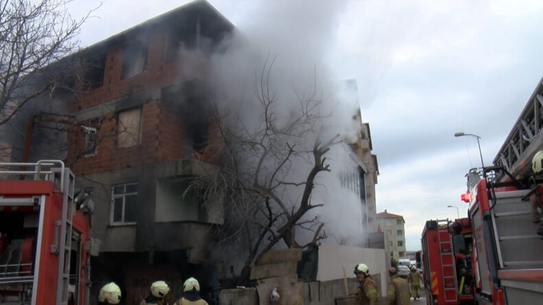 İstanbul'da Korkutan Yangın